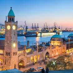 Vue sur le port de Hambourg