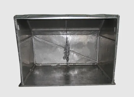 UYK 02 face ouvert