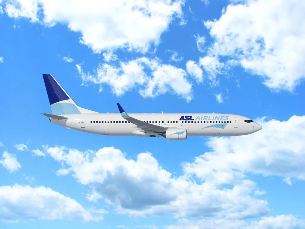 B737 800 pax scaled 1